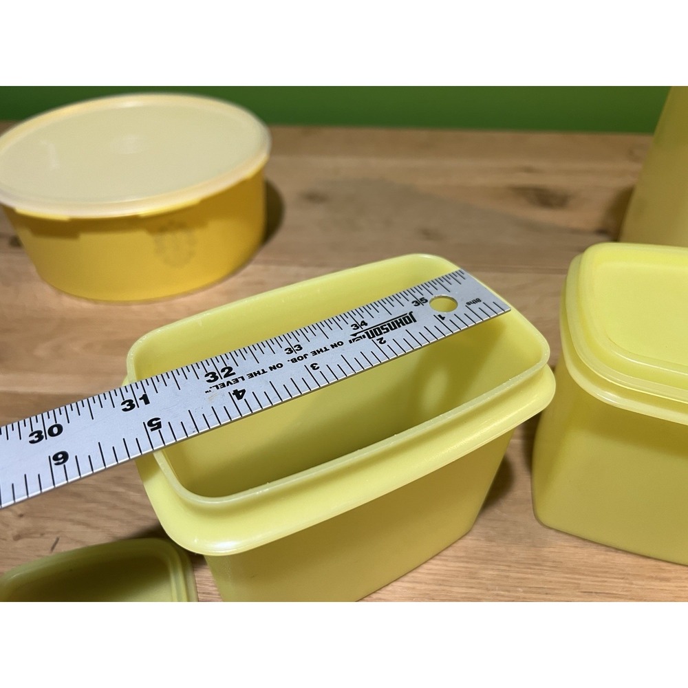 Tupperware Pour Pitcher, Shelf Saver 1243 & Servalier 4 Pieces w/lids Yellow Vtg - Picture 9 of 10